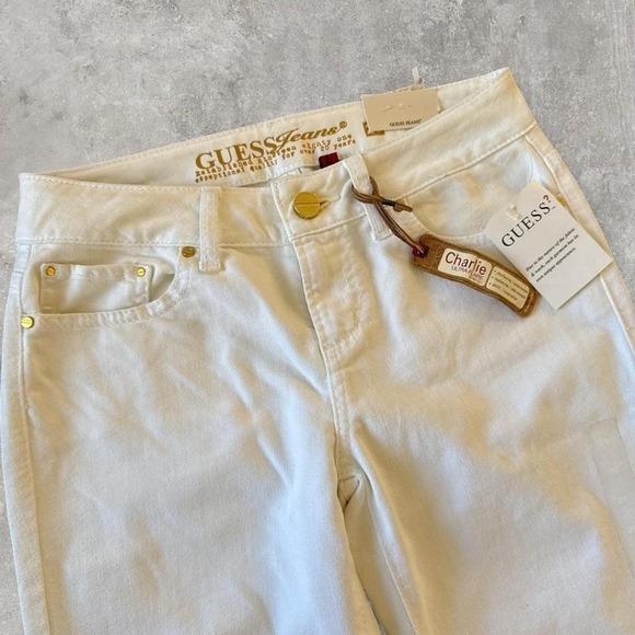 Vintage white mid-rise ultra flare guess dead stock jeans - Picture 5 of 8